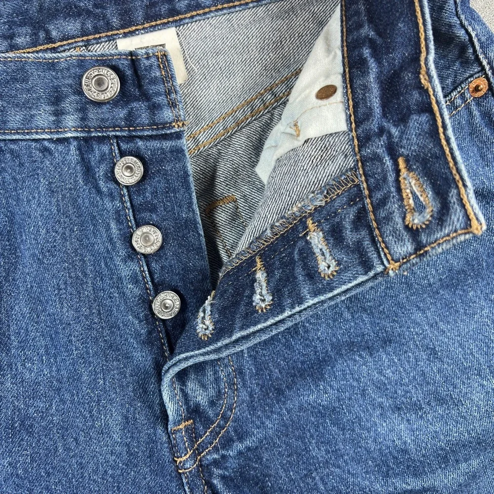 Levis 501 Original‎ Fit Mens Jeans 30x32 Blue Denim Button Fly Straight Leg